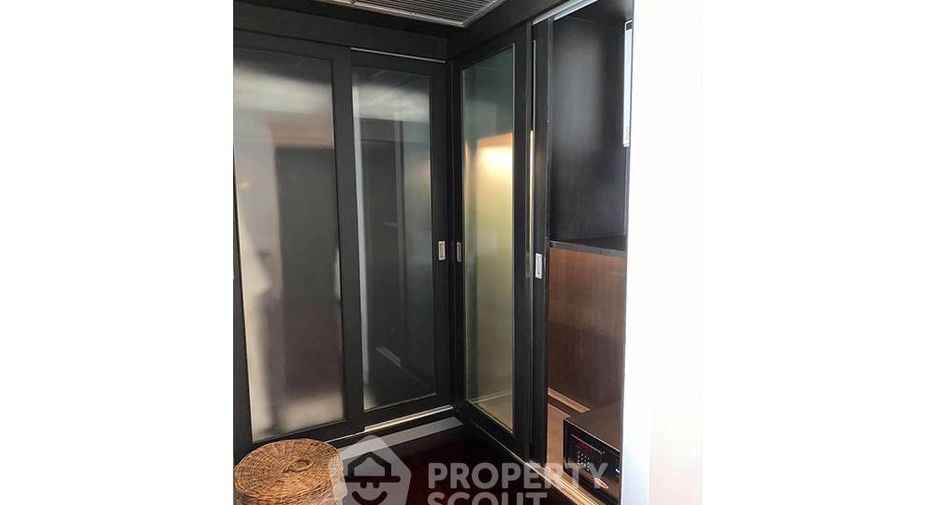 For rent 1 bed apartment in Watthana, Bangkok