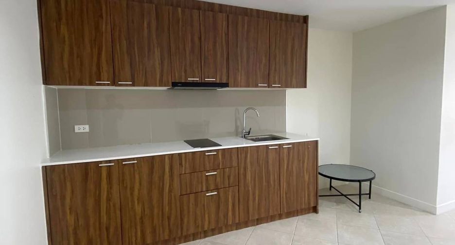For rent 1 bed condo in Pratumnak, Pattaya