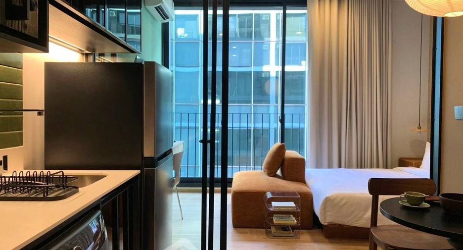 For rent 1 bed condo in Phaya Thai, Bangkok