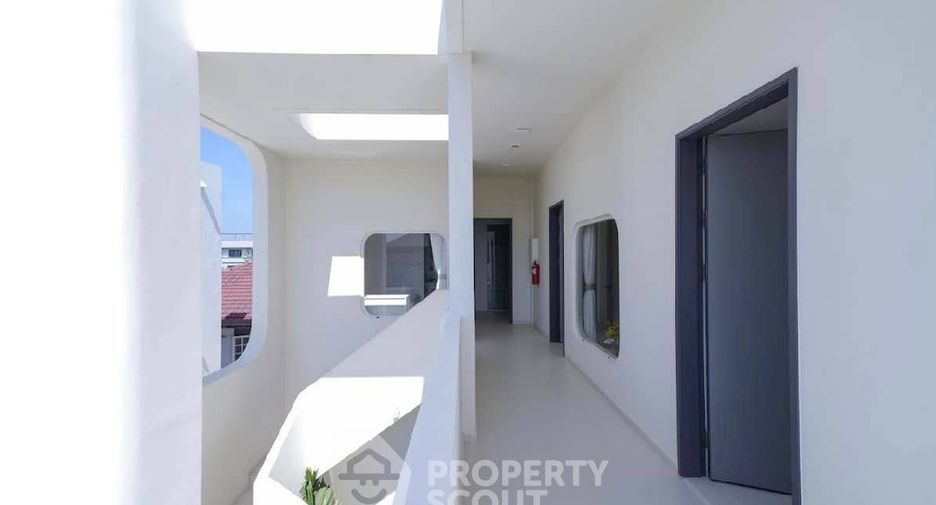 For rent 6 bedrooms house in Bang Lamung, Chonburi