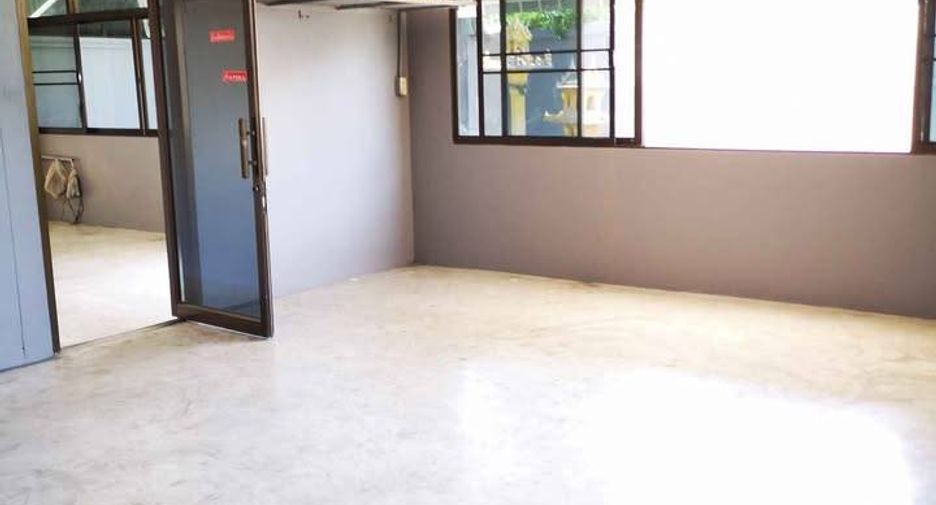 For rent 2 bedrooms house in Mueang Chon Buri, Chonburi