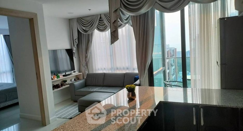 For rent 2 bedrooms condo in Pratumnak, Pattaya