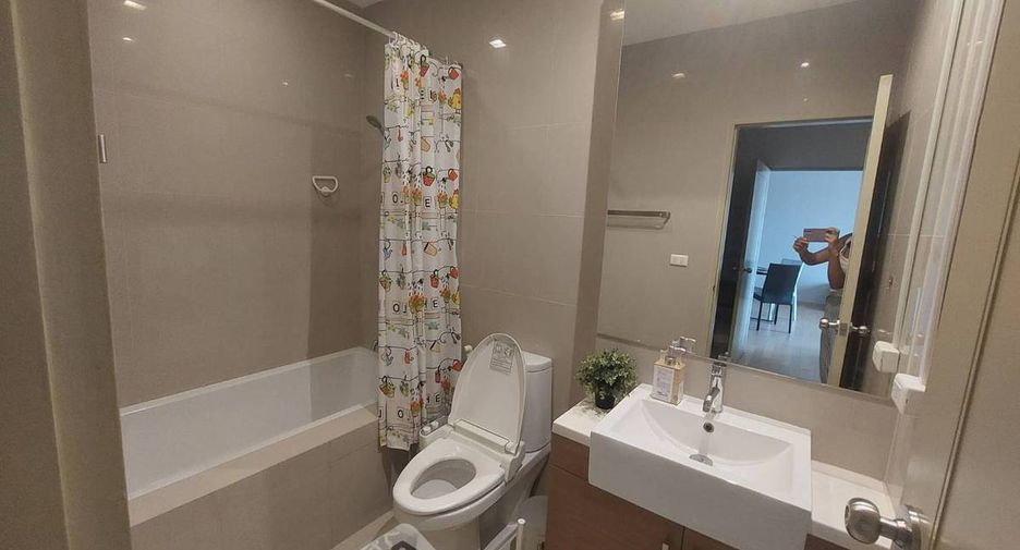 For rent 1 bed condo in Khlong Toei, Bangkok
