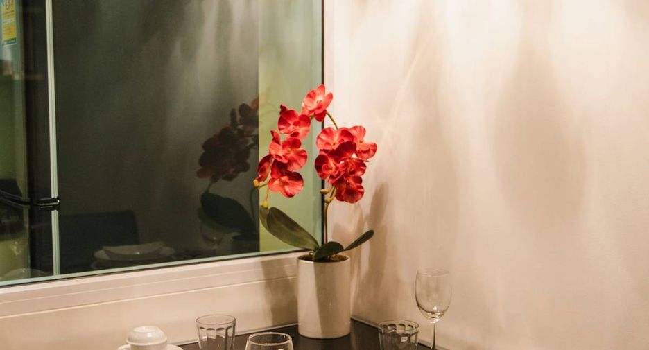 For rent 1 bed condo in Watthana, Bangkok