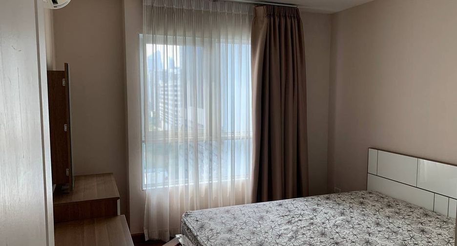 For rent 1 bed condo in Huai Khwang, Bangkok