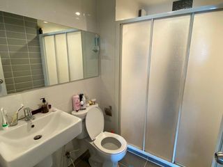 Продажа 1 кровать кондо в Хуаи Кхщанг, Бангкок