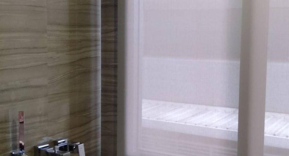 For rent 2 bedrooms condo in Pathum Wan, Bangkok