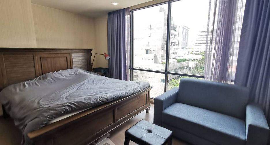 For rent 2 bedrooms condo in Pathum Wan, Bangkok