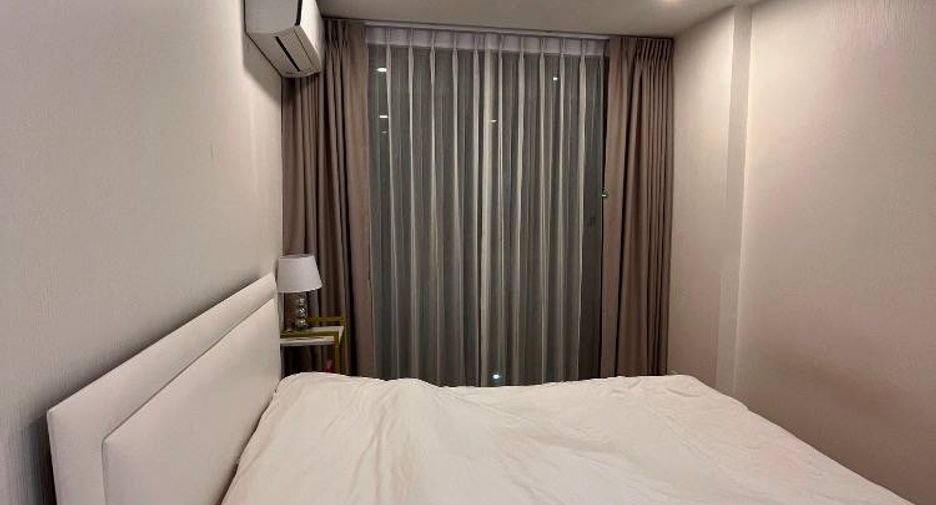 For rent 2 bedrooms condo in Huai Khwang, Bangkok