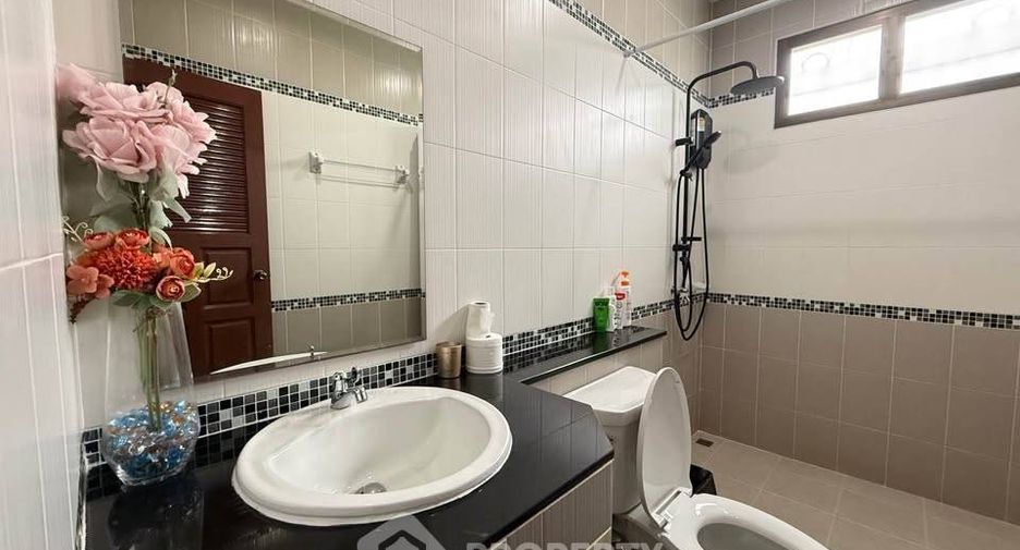 Haus zur Miete mit 3 Zimmer in East Pattaya, Pattaya