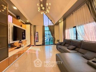 À louer 4 chambres maison à Bang Lamung, Chonburi