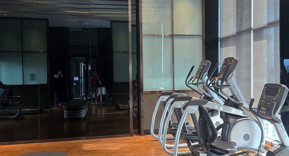 For rent 1 bed condo in Watthana, Bangkok