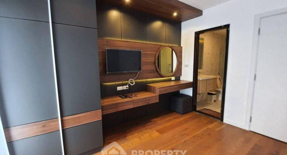 For rent 4 bedrooms townhouse in Bang Lamung, Chonburi