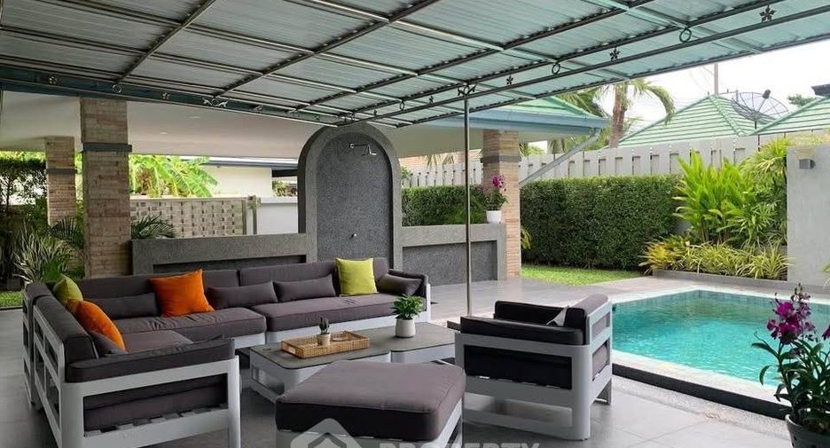For rent 3 bedrooms house in East Pattaya, Pattaya