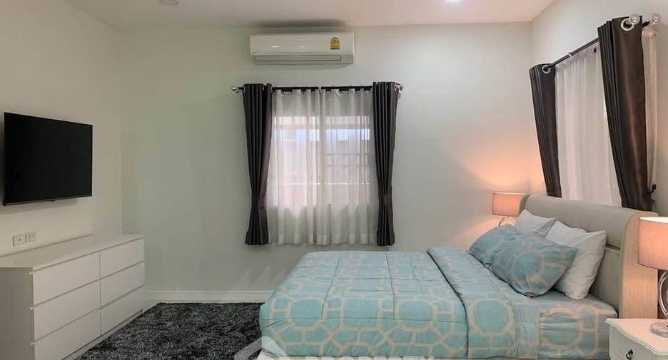 For rent 3 bedrooms house in East Pattaya, Pattaya