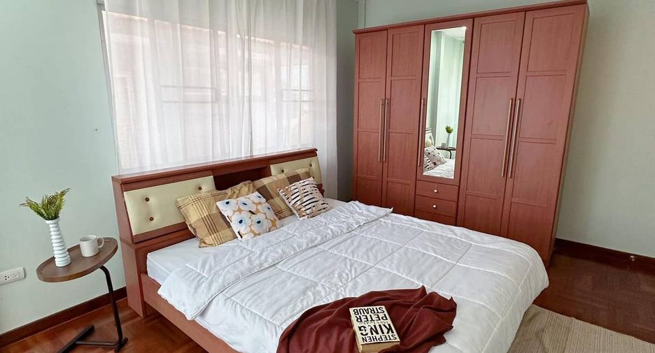 For rent 4 bedrooms house in Jomtien, Pattaya
