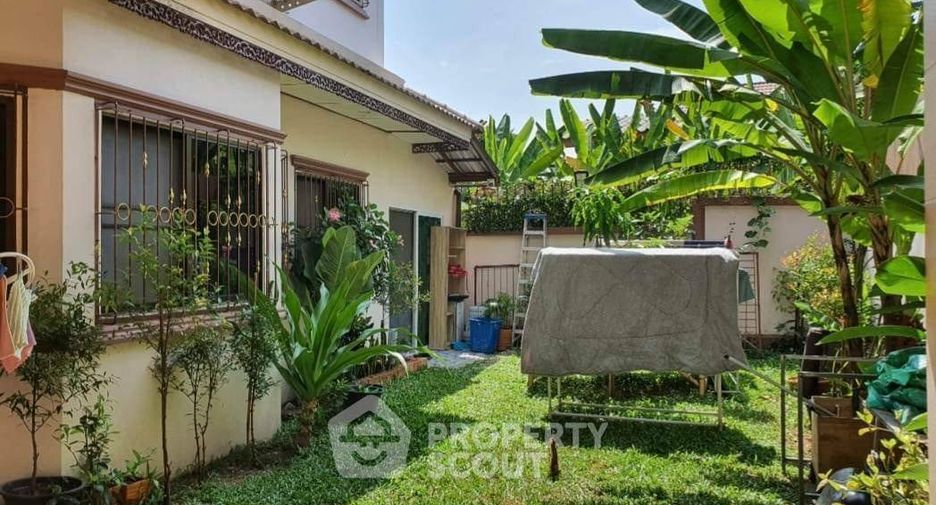 For rent 4 bedrooms villa in East Pattaya, Pattaya