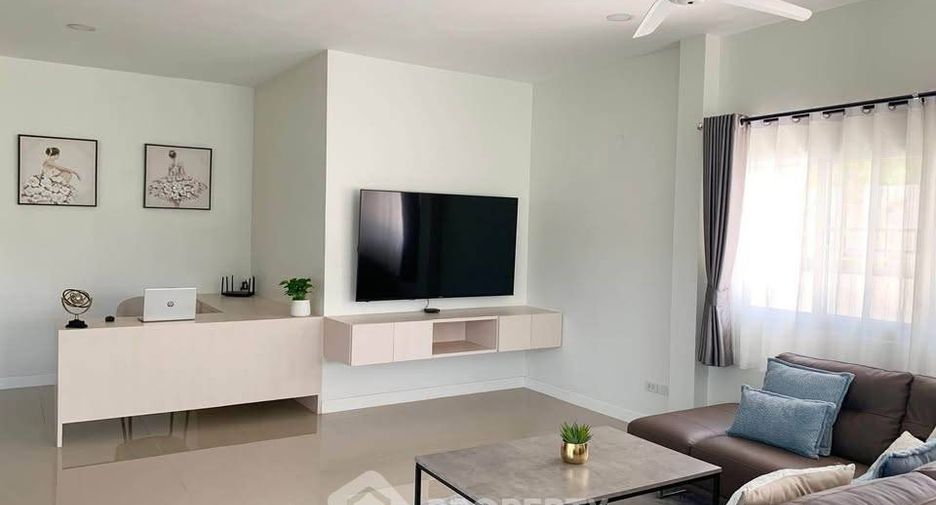 For rent 3 bedrooms house in Bang Lamung, Chonburi