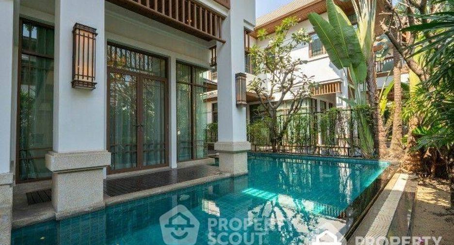 Haus zur Miete mit 4 Zimmer in Yan Nawa, Bangkok