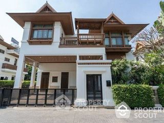 For rent 4 ベッドルーム house in Yan Nawa, Bangkok