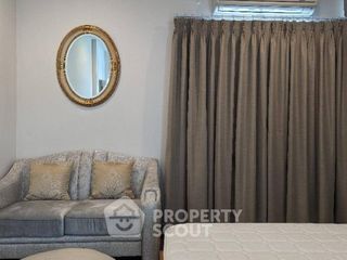 For rent 4 bedrooms house in Bang Kapi, Bangkok