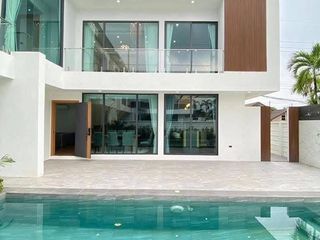 For sale 3 bedrooms villa in Bang Lamung, Chonburi