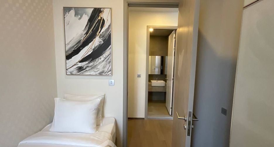 For rent 2 bedrooms apartment in Ratchathewi, Bangkok