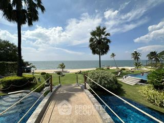For rent 2 bedrooms condo in Bang Lamung, Chonburi