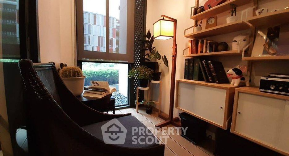 For rent 2 bedrooms condo in Watthana, Bangkok