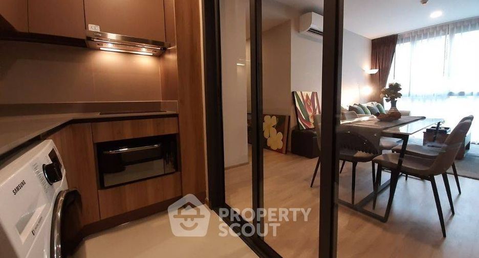 For rent 2 bedrooms condo in Watthana, Bangkok