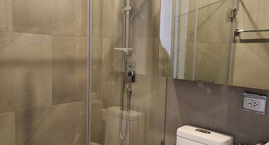 For rent 1 bed condo in Ratchathewi, Bangkok