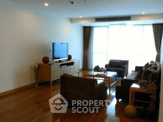 For rent 3 bedrooms apartment in Khlong Toei, Bangkok