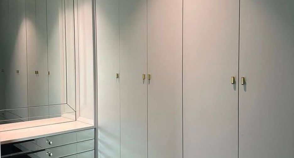 For rent 3 bedrooms house in Saphan Sung, Bangkok