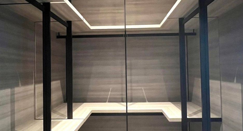 For rent 1 bed condo in Pathum Wan, Bangkok