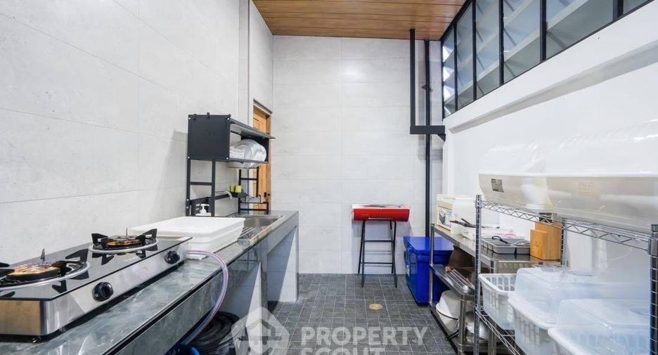 For rent 4 ベッドルーム villa in Huay Yai, Pattaya