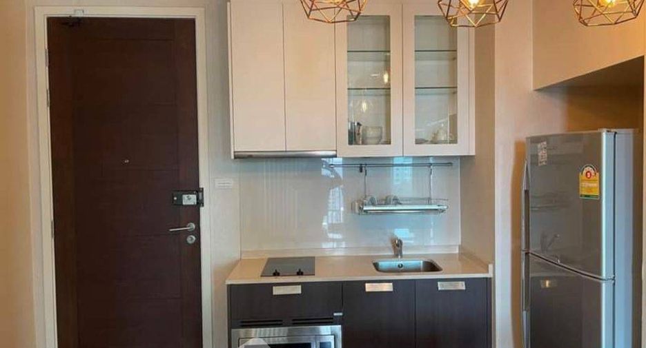 For rent 1 bed condo in Watthana, Bangkok