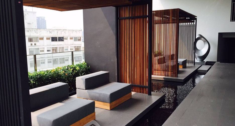 For rent 1 bed condo in Watthana, Bangkok