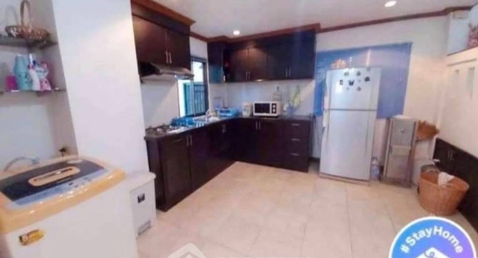 For rent 3 bedrooms house in East Pattaya, Pattaya