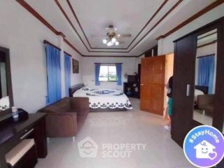 À louer 3 chambres maison à Bang Lamung, Chonburi