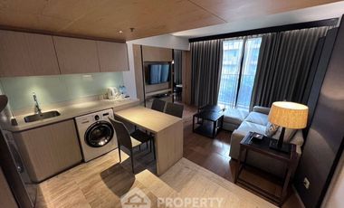 For rent 2 bedrooms apartment in Watthana, Bangkok