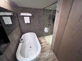 Apartamento en alquiler de 2 habitaciones en Watthana, Bangkok
