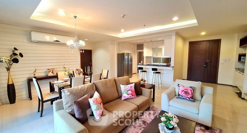 For rent 3 ベッドルーム apartment in Watthana, Bangkok