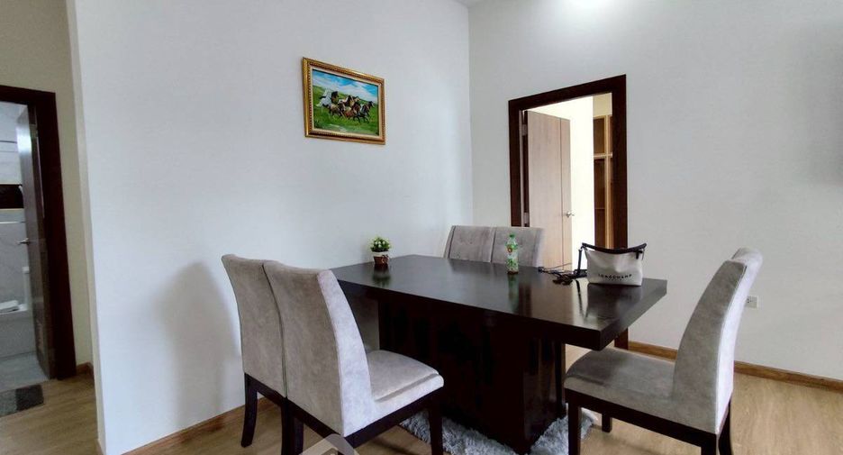 For rent 3 bedrooms house in Huay Yai, Pattaya