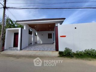Casa en alquiler de 3 habitaciones en Bang Lamung, Chonburi