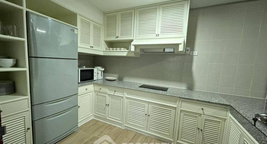 For rent 4 bedrooms condo in South Pattaya, Pattaya