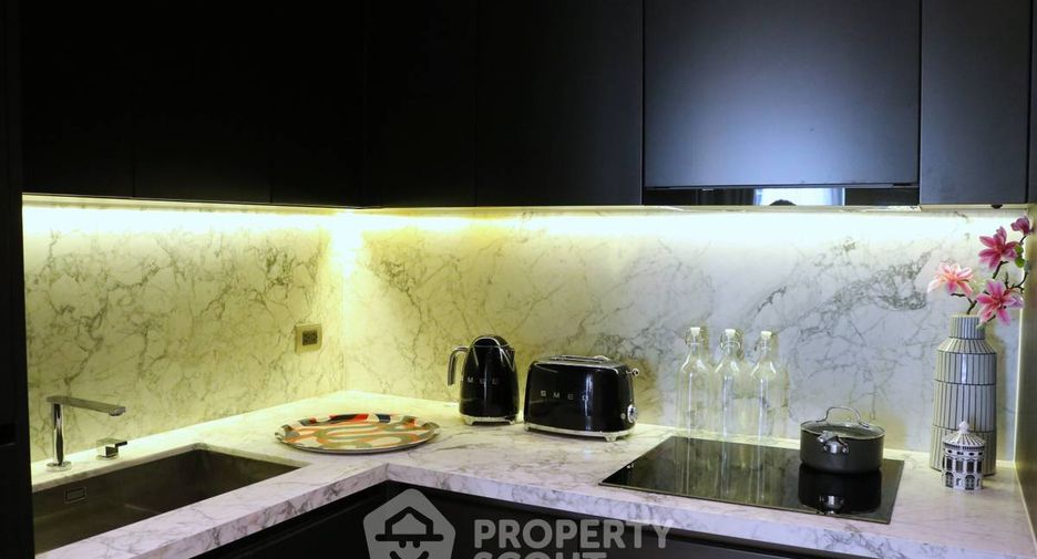 For rent 2 bedrooms condo in Watthana, Bangkok