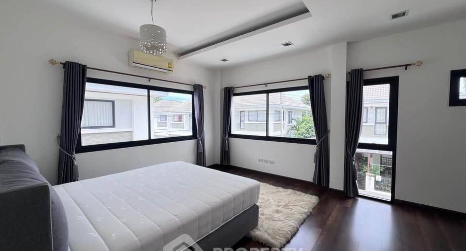 Casa en alquiler de 3 habitaciones en East Pattaya, Pattaya