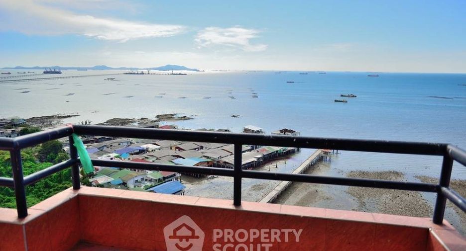 For rent 2 bedrooms condo in Si Racha, Chonburi