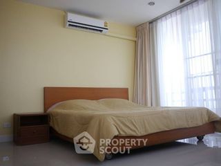 For rent 2 bedrooms condo in Si Racha, Chonburi