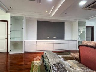 出租 4 卧室 公寓 在 Khlong Toei, 曼谷